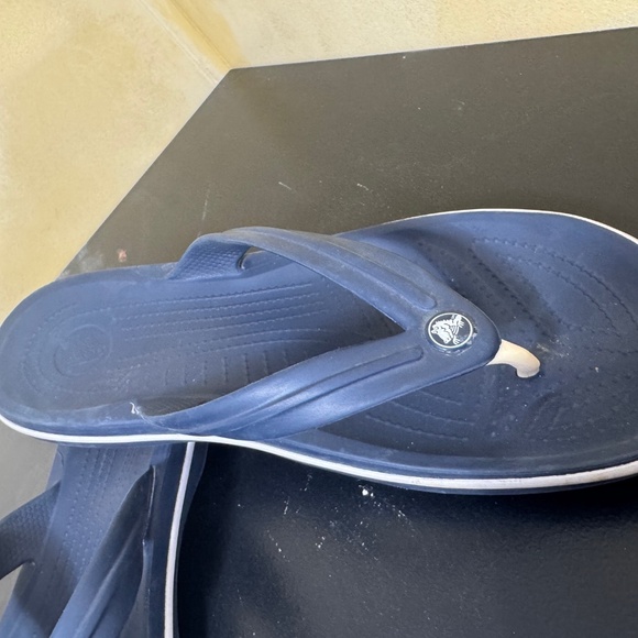 Crocs Flip Flop Sandals Mens Size 11 Blue Beach Vacation Slip on - Picture 7 of 7